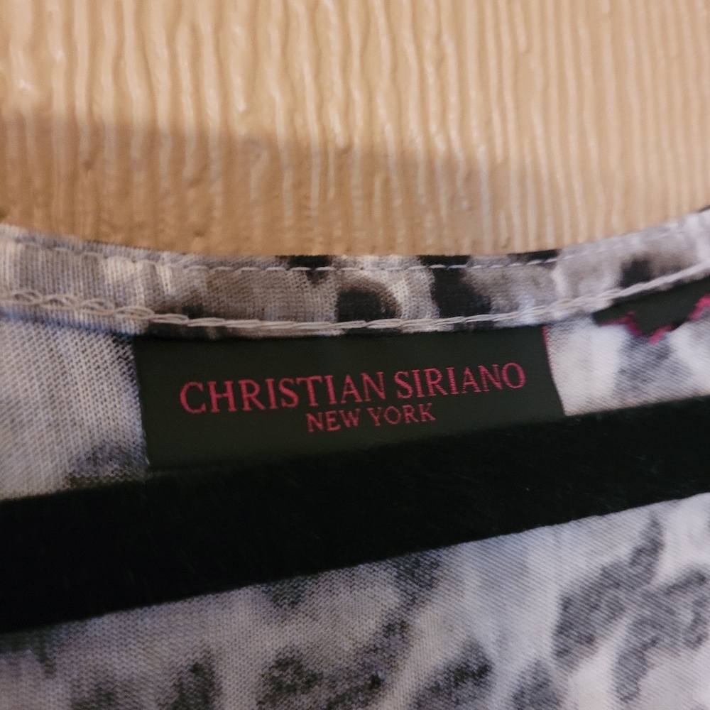 Christian Siriano Plus Leopard Print Zippered Tunic Top - Picture 2 of 5